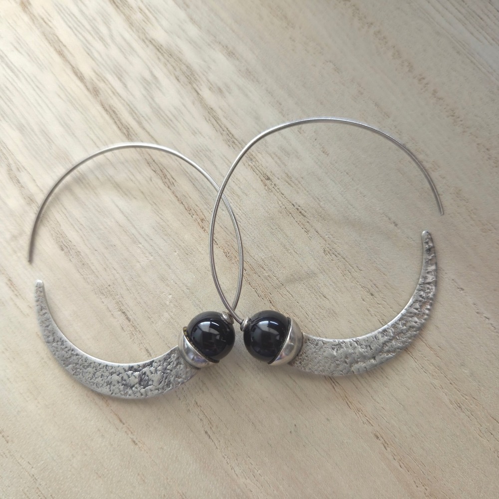 Vintage Artisan‎ India Sterling Silver 925 Hammered Crescent Hoop Earrings Onyx